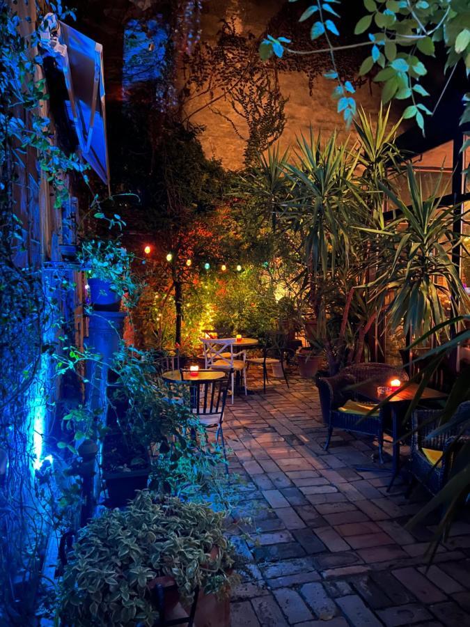 Bed And Breakfast "Caffe-Caffe" Kikinda Exterior photo
