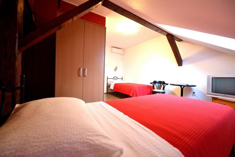 Bed And Breakfast "Caffe-Caffe" Kikinda Room photo